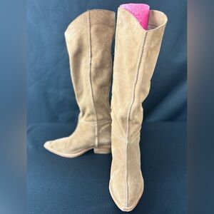 Tan Suede Boots FP